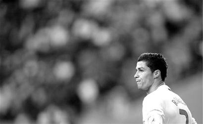 詹姆斯也扛不住岁月！连续21年纪录行将终结，伤病成最大敌人