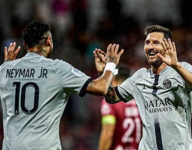 外太空模拟建造游戏《地壳》7月15日推出抢先体验