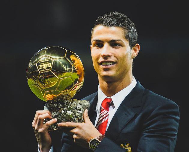 腾讯《王者荣耀世界》移动端技术测试即将开启