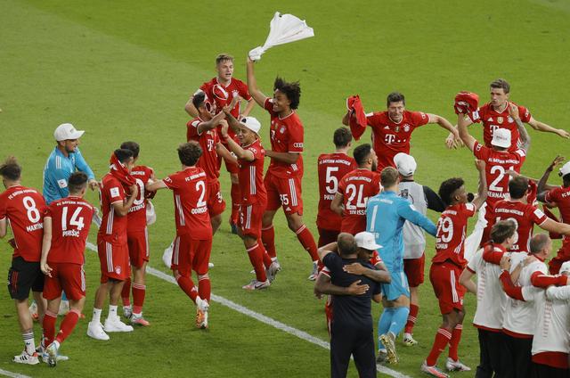 火箭没有范乔丹，没有一个合格控卫，就算有杜兰特也没用！